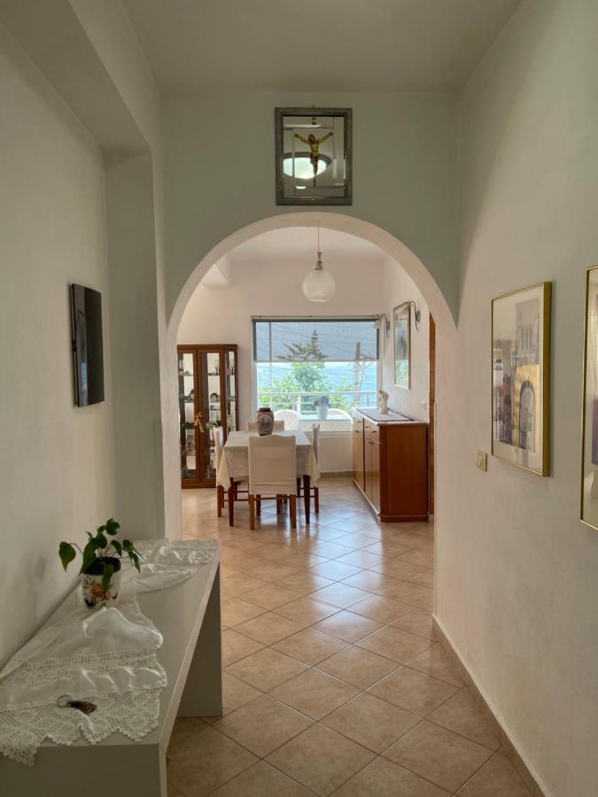 Villa Kostian Sarandë Exteriör bild