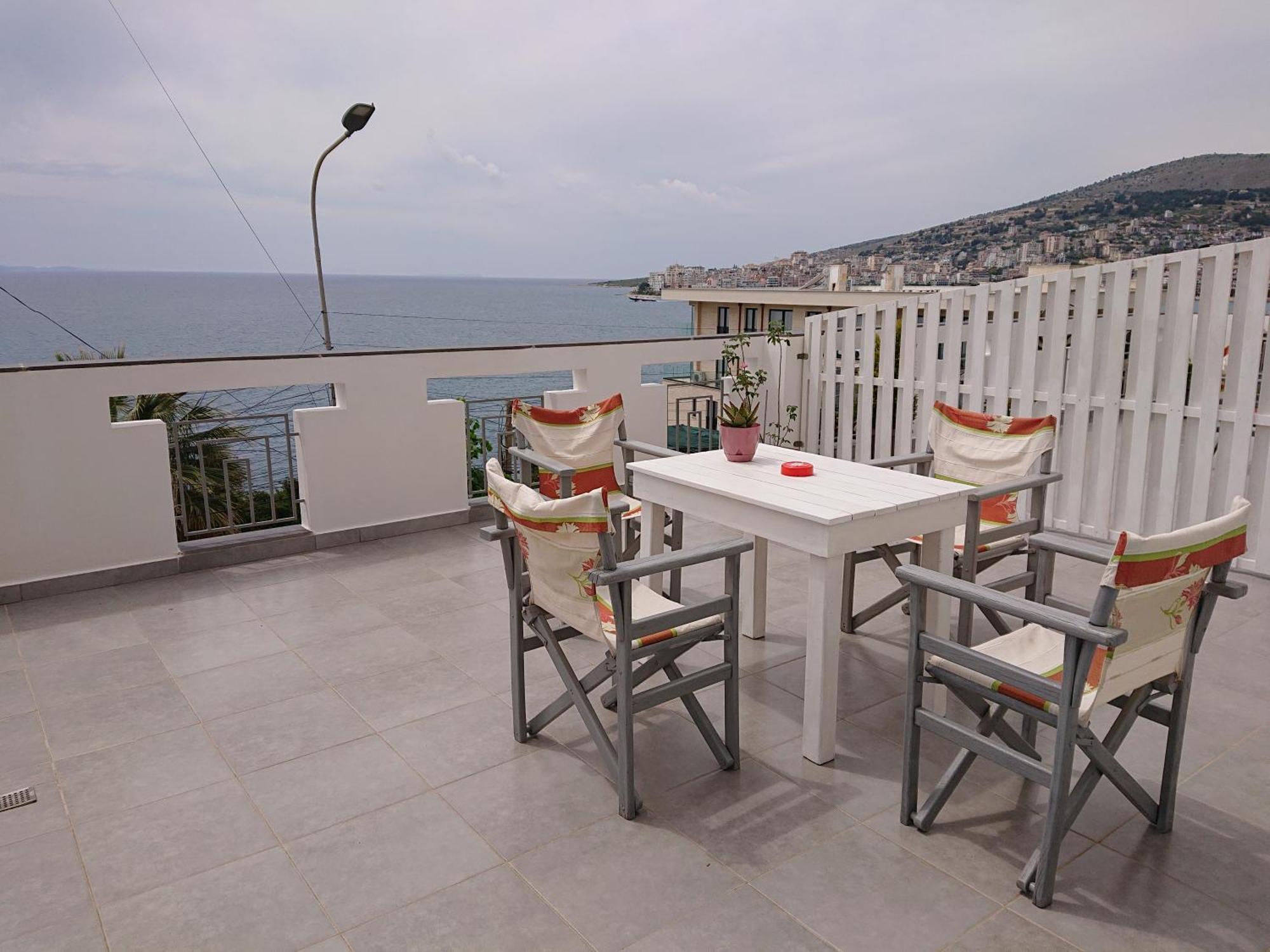 Villa Kostian Sarandë Exteriör bild